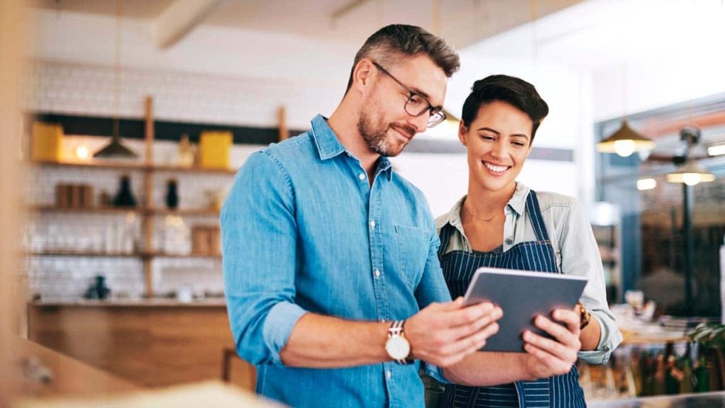 Why a Business Line of Credit Is the Game-Changer for Retail and Hospitality Owners